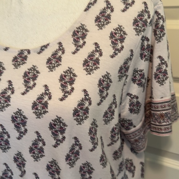 J.Jill Scoop Neck Elliptical Tee Top Floral XL NWOT - Picture 2 of 7